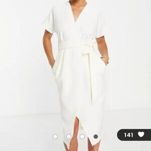 Closet London Curves White Kimono Dress